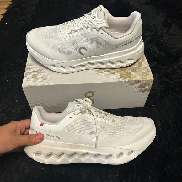 On Running Shoes - ON CLOUDSURFER white athletic training running lace up shoes sneakers sz 8.5 new